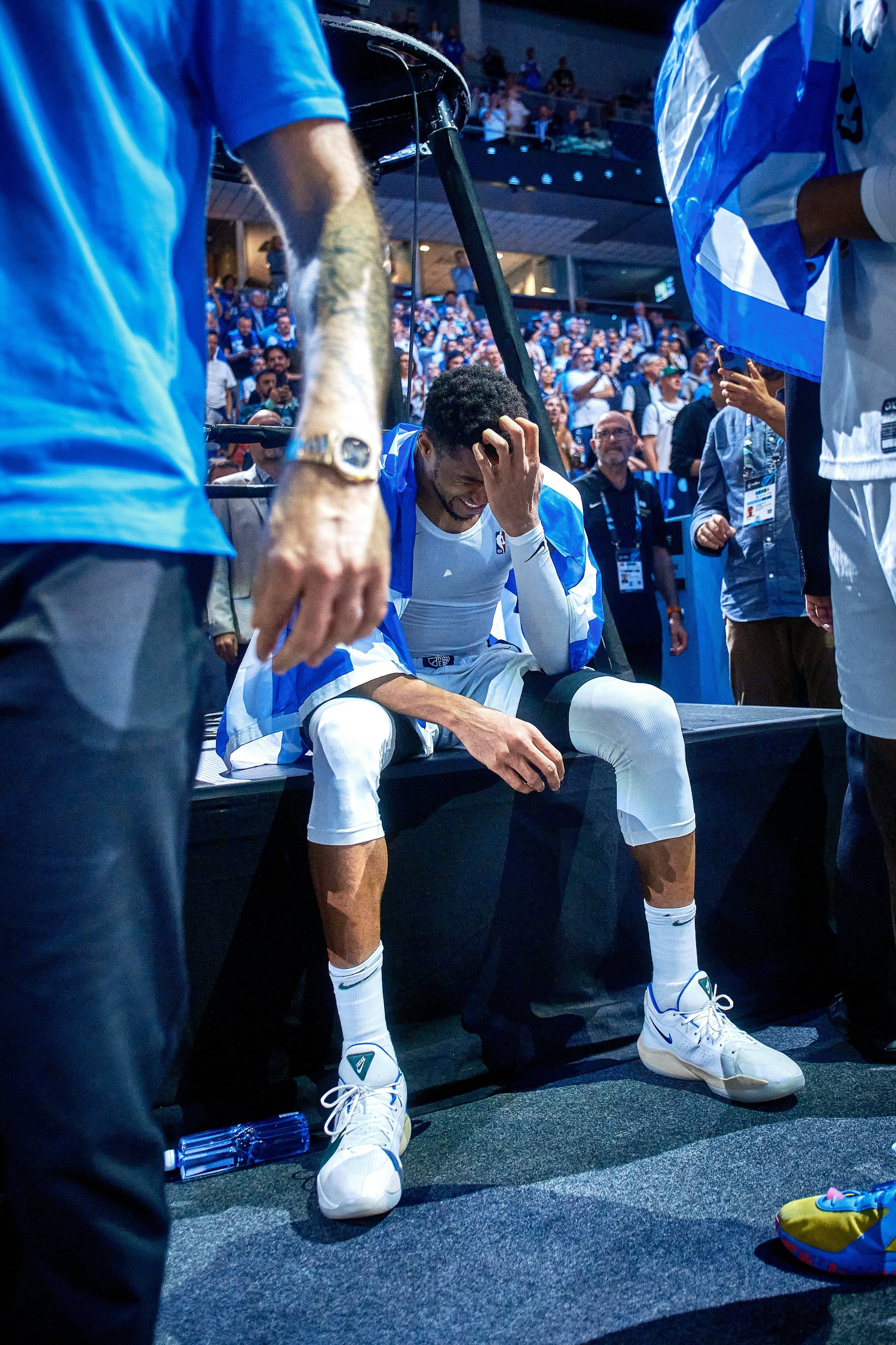 kaiyun体育平台-关于风云突变！广厦男篮关键时刻篮板制胜，NBA总决赛版图或变，信心回归，更衣室氛围转暖的信息